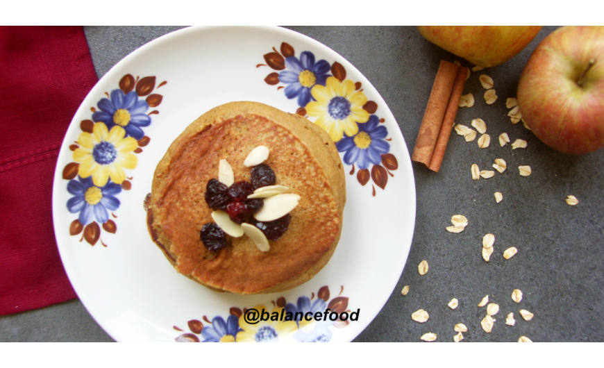 Amerikanische Pfannkuchen Rezepte - Apfel-Bananen-Haferflocken-Pfannkuchen (glutenfrei, zuckerfrei, 